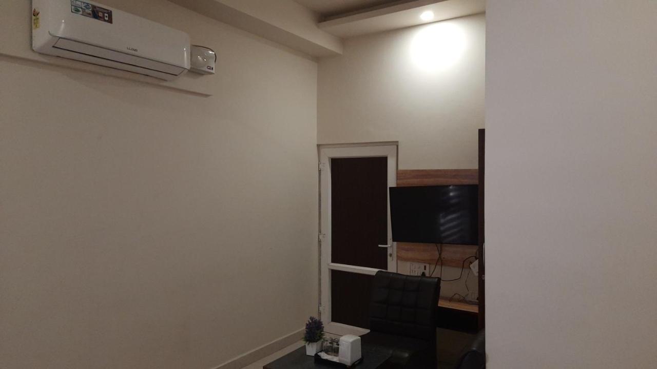 Hotel Ventures Inn Amritsar Bilik gambar