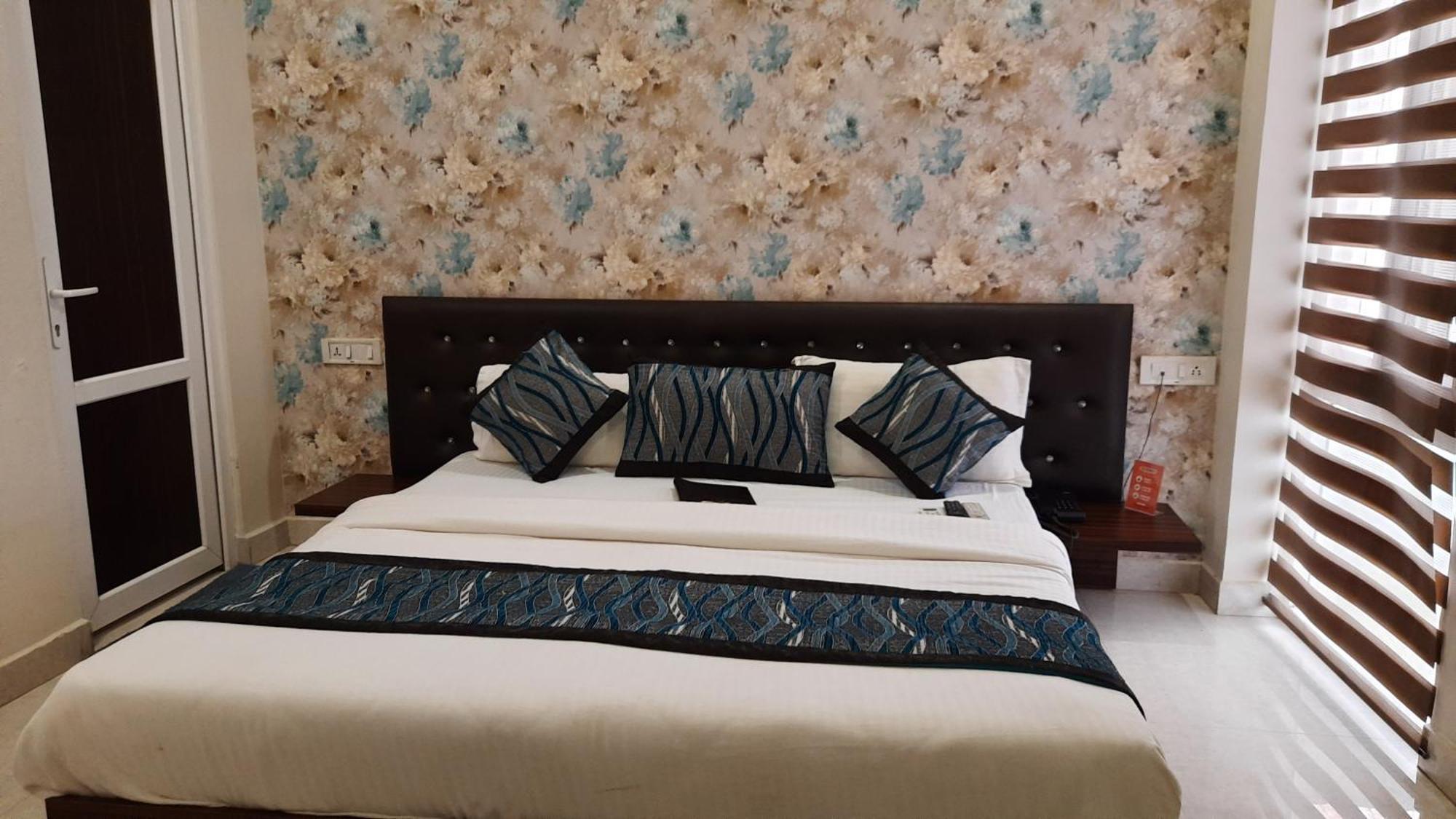 Hotel Ventures Inn Amritsar Bilik gambar